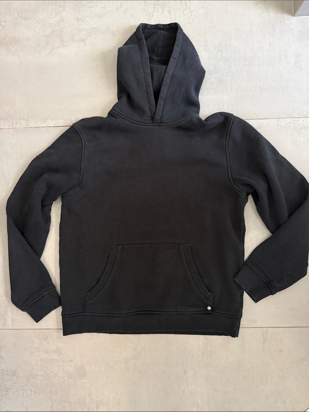 Vuori Black Hoodie Pullover Sweater